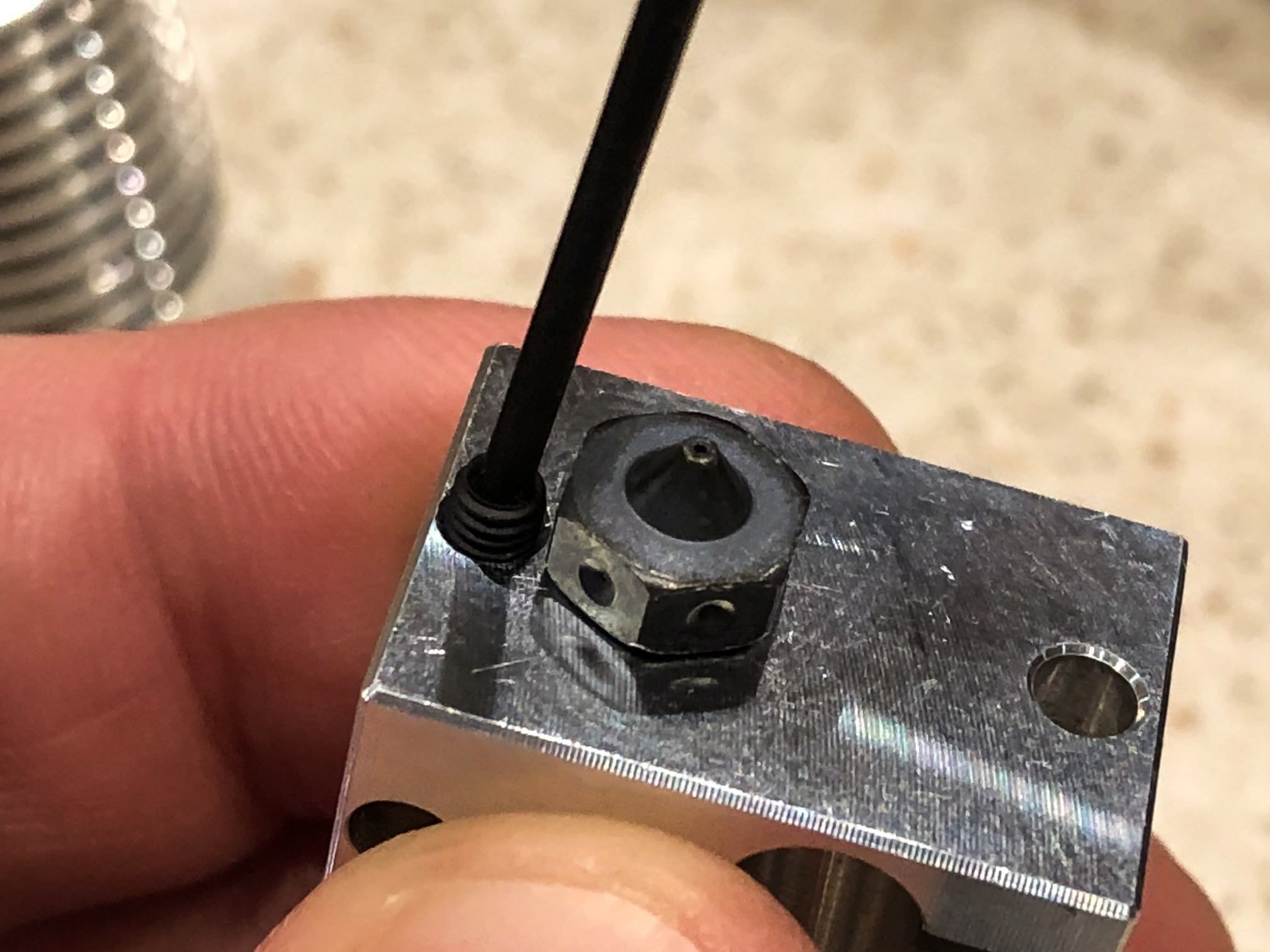 Tighten thermistor grub screw
